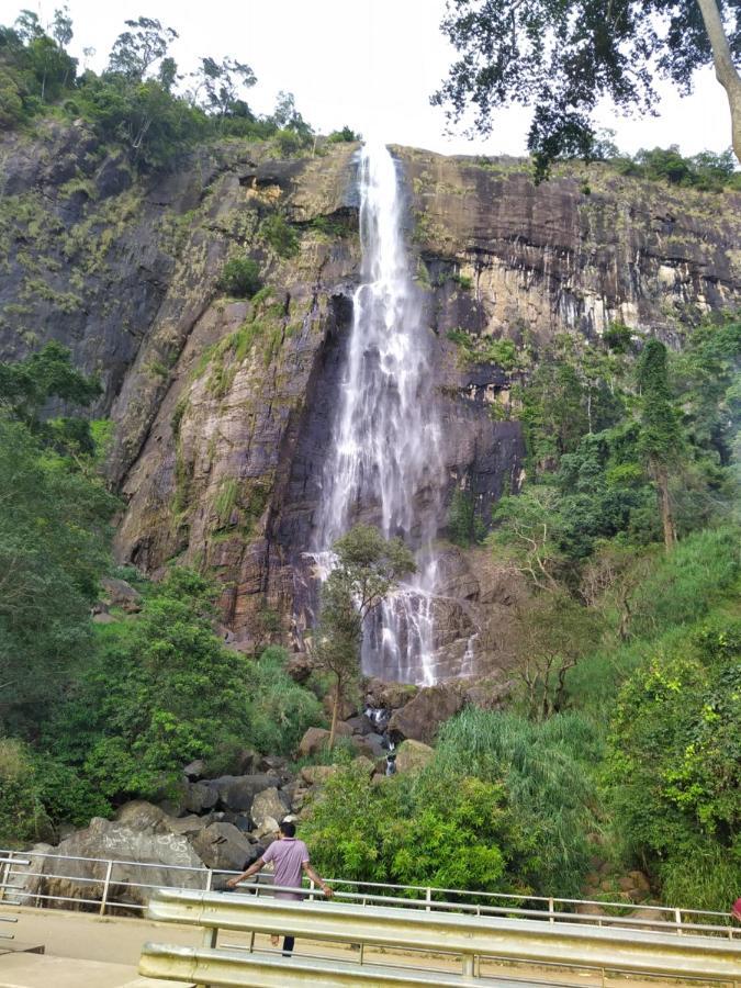 Rio * Haputale